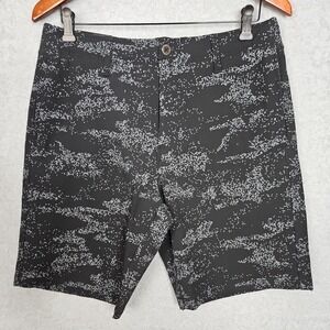 Under Armour Storm Men's Size 32 Black UA Golf 10" Printed Shorts‎ New